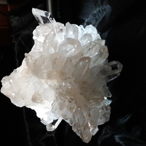 Quartz Crystal Cluster - Picture 3 of 9